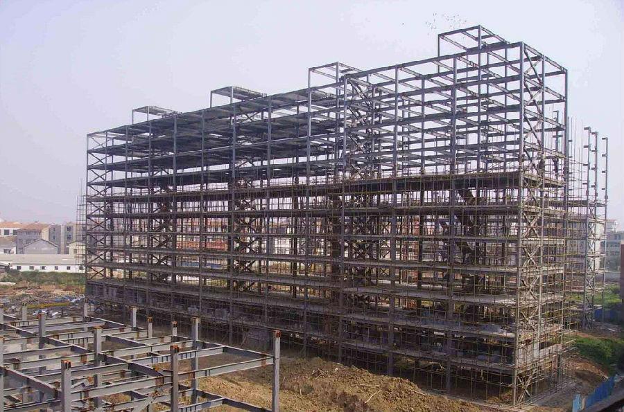 华蓥高层钢结构的支撑布置与构造应该符合哪些要求